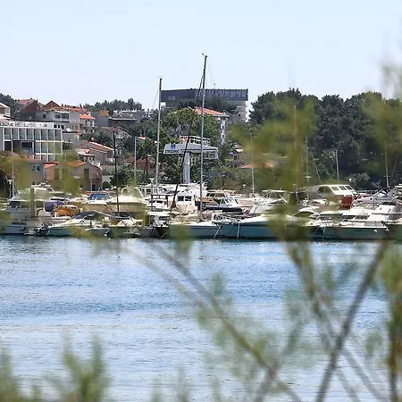 Nevistic 아파트 *