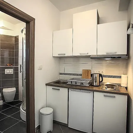 Nevistic Apartment Podstrana