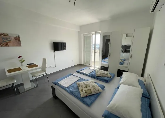 Appartement Nevistic *